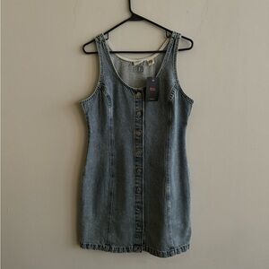 NWT denim levi’s dress